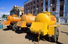 Kwas, kwas, kwas... Irkuck, sierpień 2000.